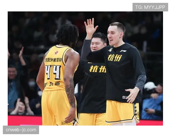 消息：CBA公司拟在2026-27赛季推行季后赛“挑战鹰眼”规则试点